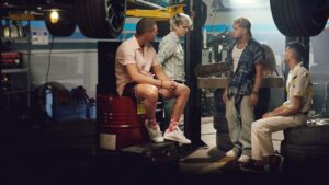 4 EVER – 1. Sezon 3. Bölüm Izle