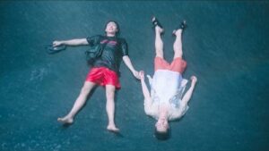 LOVE IN THE BIG CITY – 1. Sezon 3. Bölüm Izle
