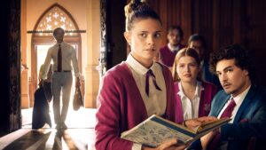 MAXTON HALL – THE WORLD BETWEEN US – 1. Sezon 4. Bölüm Izle