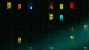 ONLY MURDERS IN THE BUILDING – 4. Sezon 8. Bölüm Izle