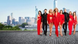 SELLING THE CITY – 1. Sezon 2. Bölüm Izle
