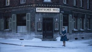 THE INTERPRETER OF SILENCE – 1. Sezon 1. Bölüm Izle