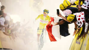 TOUR DE FRANCE: UNCHAINED – 2. Sezon 6. Bölüm Izle